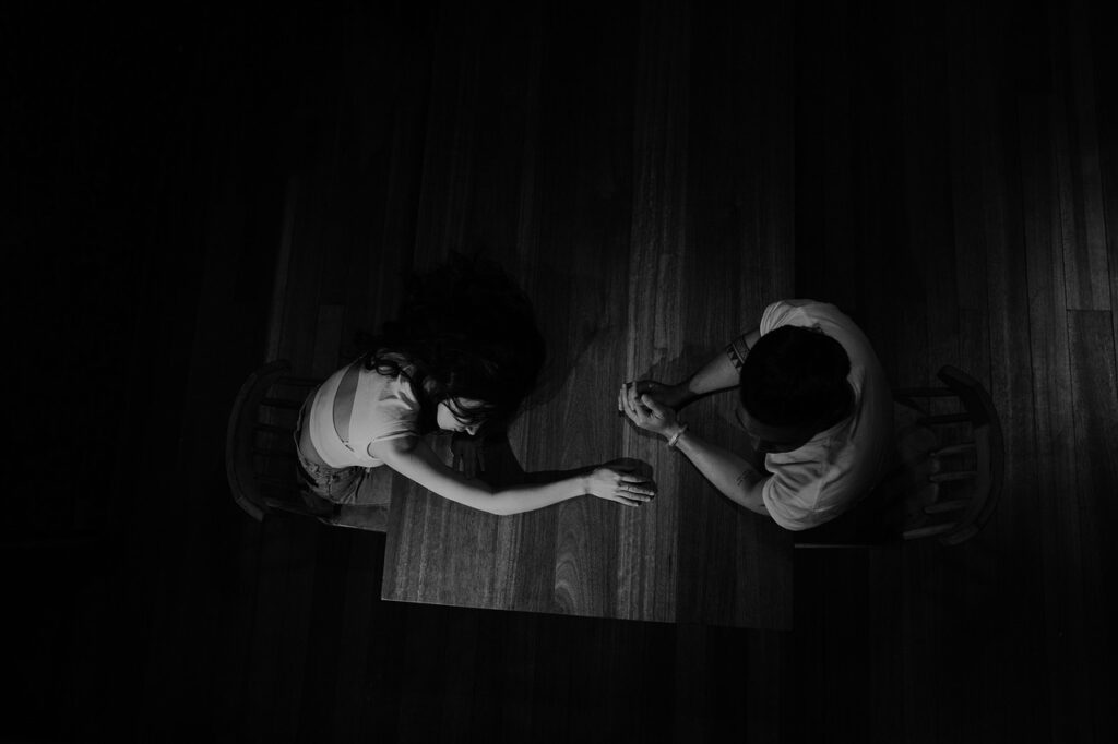 恋人が欲しいあなたの感情を分析する方法は？